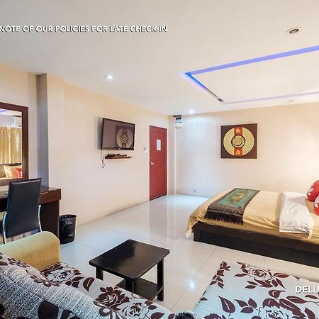 Zen Rooms Lk Metro Pattaya Esterno foto