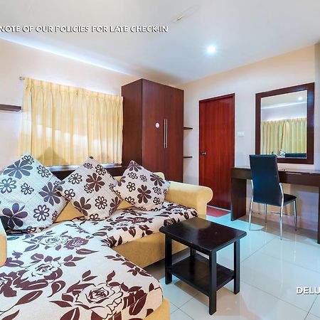 Zen Rooms Lk Metro Pattaya Esterno foto