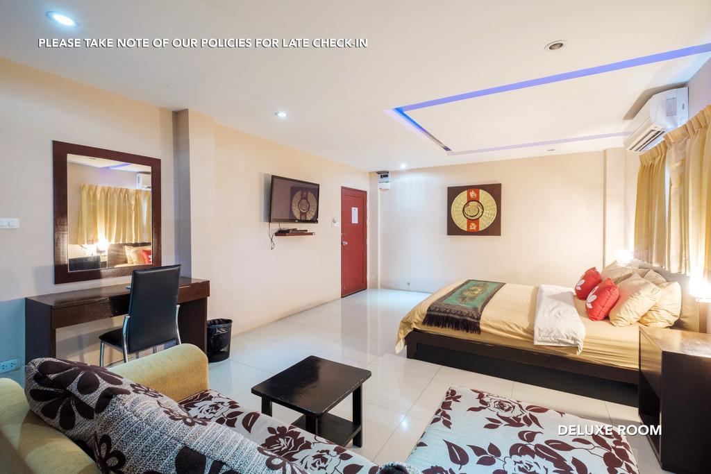 Zen Rooms Lk Metro Pattaya Esterno foto