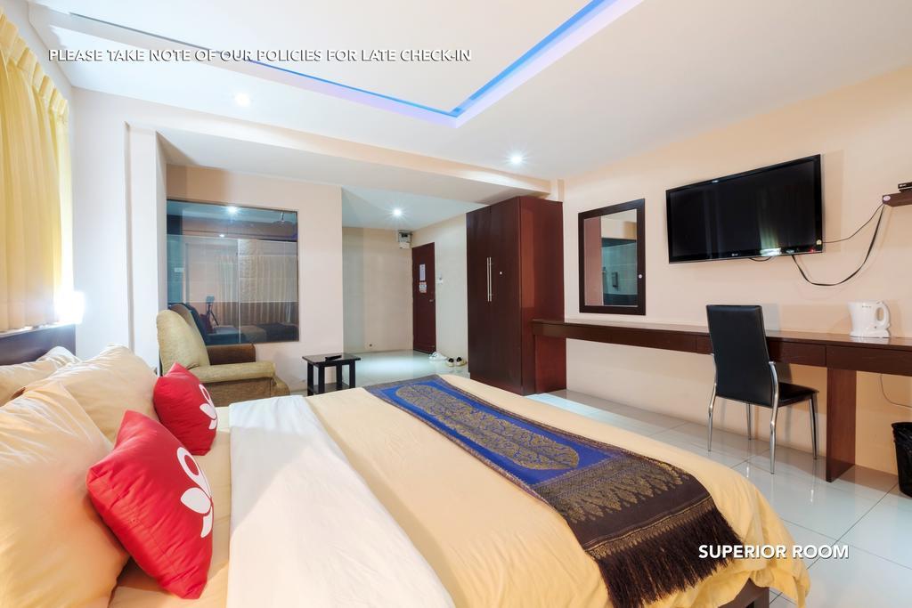 Zen Rooms Lk Metro Pattaya Esterno foto