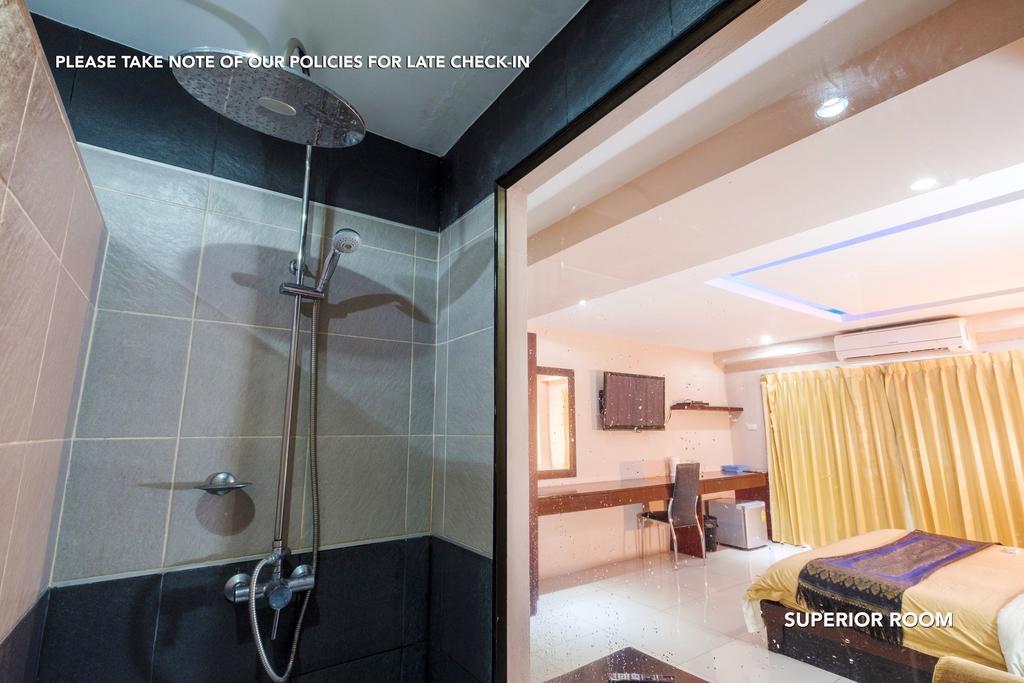 Zen Rooms Lk Metro Pattaya Esterno foto