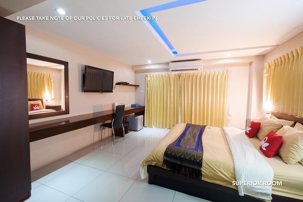 Zen Rooms Lk Metro Pattaya Esterno foto